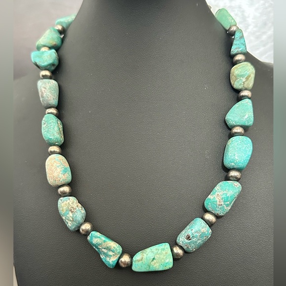 Turquoise Navajo pearls and Navajo made necklace - Picture 3 of 7